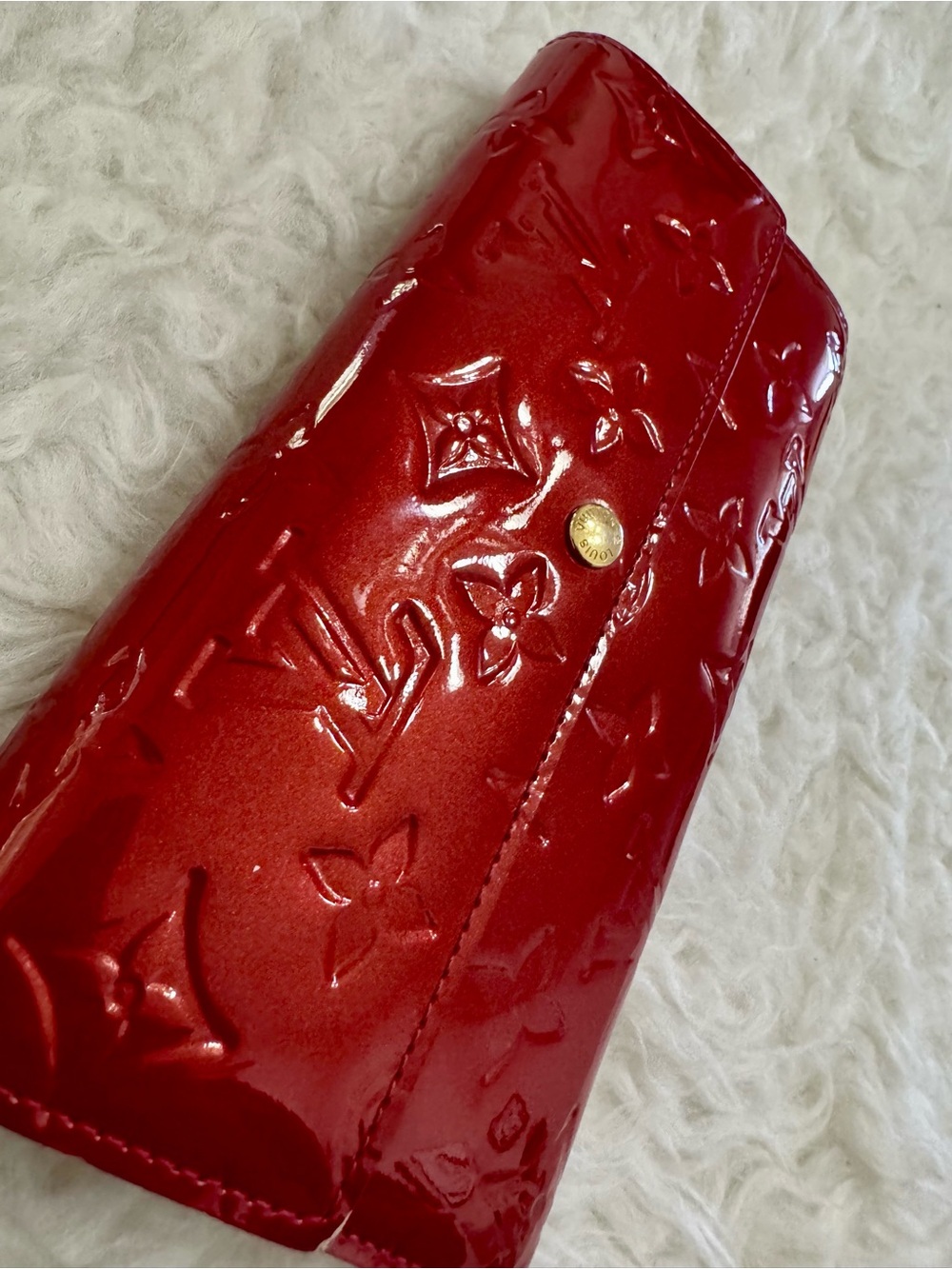 Louis Vuitton Red Vernis Monogram Wallet - Picture 6 of 13